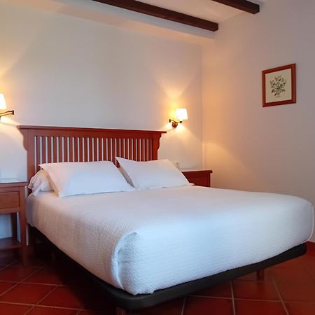 Apartamentos Rurales Antanielles ريباذيسييّا المظهر الخارجي الصورة