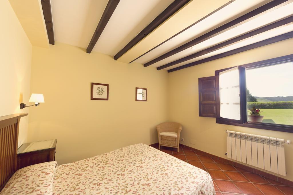 Apartamentos Rurales Antanielles ريباذيسييّا المظهر الخارجي الصورة